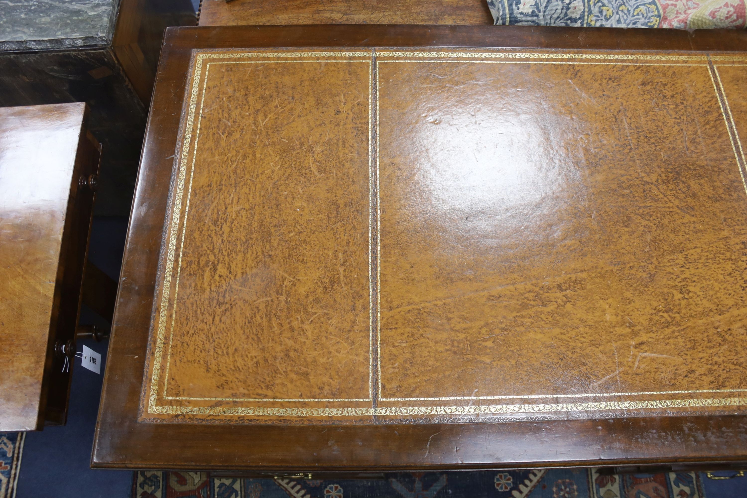 A late Victorian mahogany pedestal desk, length 138cm, depth 76cm, height 76cm